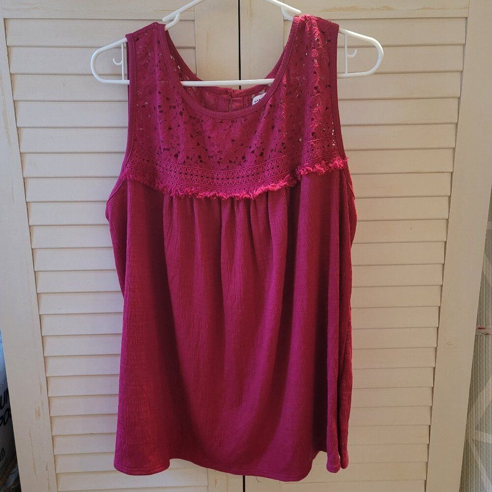 Max Studio Sleeveless‎ round neck Lace Yolk Knit Top in Fucsia, Size 2X
